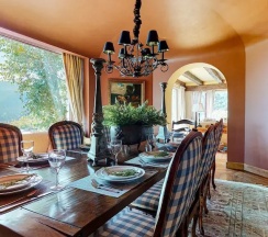 Коттедж с 4 комнатами в Juniper Ridge 16 5000 sq ft, Grand Chateau at Eagle, Expansive Mountain Views by RedAwning