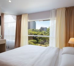 Делюкс с панорамным видом на сад в Kailas Park&SPA by Stellar Hotels