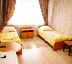 4-х местный номер  эконом с общей ванной комнатой в Алмаз