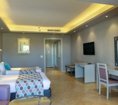 Двухместный номер Special Needs двуспальная кровать в Sunrise Crystal Bay Resort