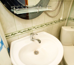 Трехместный номер с двуспальной и односпальной кроватями в Сочи Олимпийский парк Сириус