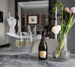Роял Делюкс в Dionis Art Apartments