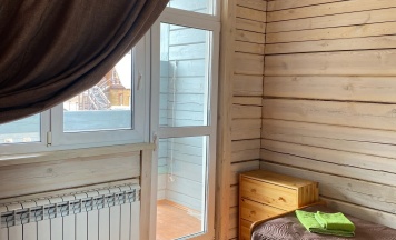 Стандартный номер с двумя отдельными кроватями и видом на Байкал в Гавань Листвянка