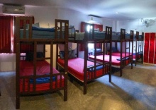 Кровать в общем номере в The CK Hostel