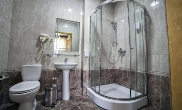 Трёхместный номер Standard с видом на внутренний двор в Отель Ethno Osh