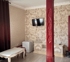 Люкс с балконом в Золотой лотос