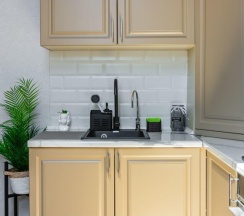 1-комнатные апартаменты улучшенные в На море суточно