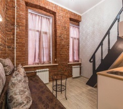 Двухуровневая комната стандарт с 1 двуспальной кроватью в Samsonov Hotels