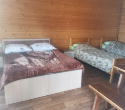 Четырёхместный номер Superior в Диана