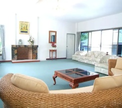 Коттедж с 2 комнатами в Phudara Resort