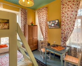 Стандарт без удобств с видом на Спас-на-Крови в У Дома Книги