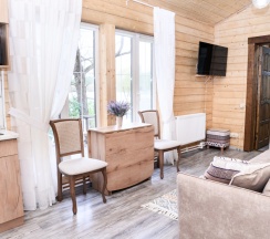 Двухместный коттедж с красивым видом из окна двуспальная кровать в Пятницкий плёс