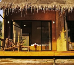 Клубный люкс в Boutique Raft Resort
