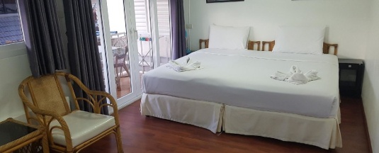 Номер Standard с балконом в Sunshine Guest House