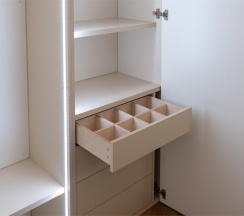 [12] Изысканные апартаменты у Дворцовой площади с кондиционером | ул. Б.Морская, 34 в Darooms