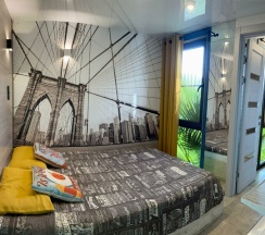 Домик у бассейна в Loft