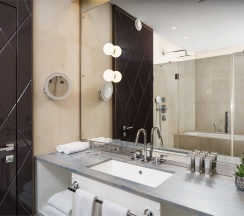 Номер Junior Suite SO Studio King - с большой двуспальной кроватью в So/Санкт-Петербург