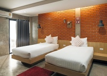 Четырёхместный номер Standard в Journey Hostel Suratthani