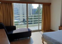 Студия Standard в Vtsix Condo Service at View Talay Condo