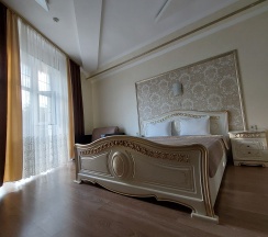 Полулюкс №1 в Mozart Hall