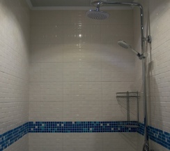 Кровать в общем 4-местном номере для мужчин и женщин в Рокет