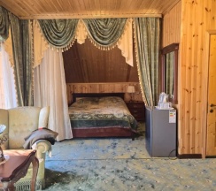 Люкс с балконом в Golden House