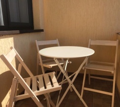 Трёхместный номер Superior с балконом и с частичным видом в Mon Michel