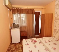 Двухместный номер Standard с балконом двуспальная кровать в Радуга у моря