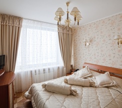 Двухместные апартаменты с 3 комнатами двуспальная кровать в Планета