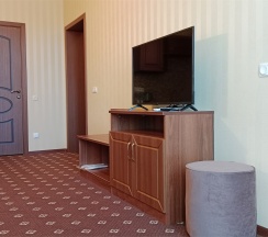 Апартаменты с эркером и душем в My Favourite Garden Hotel