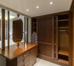 Люкс Posh Club Presidential с балконом в Sunrise Crystal Bay Resort