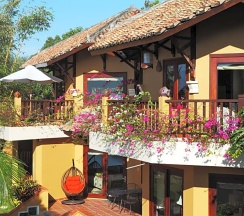 Бунгало с видом на море в Poshanu Resort
