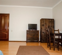 Двухкомнатный делюкс в Альпийский двор