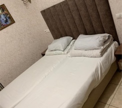 Номер стандарт с двумя раздельными кроватями и диваном в Респект