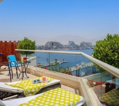 Люкс Honeymoon с балконом в Hotel Aria