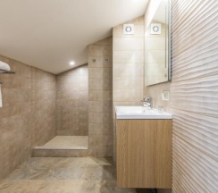 Апартаменты стандарт (мансарда) в Sowa house