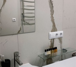 Апартаменты двухкомнатные четырехместные (улучшенные) без балкона в Polikariya