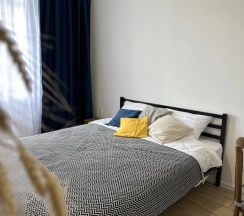 Апартаменты Comfort с 3 комнатами с видом на город в Апартаменты WHITE APARTMENT рядом с центром