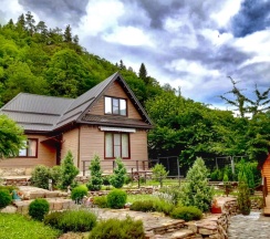 Коттедж двухуровневый с 1 спальней в Шале Вояж