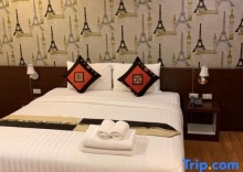 Двухместный номер Deluxe двуспальная кровать в Suksomboon Hotel