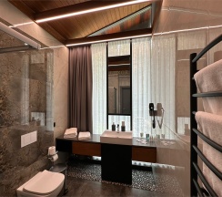 Люкс Двухуровневый (6-ти мест.) в Luxor Resort