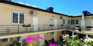 Геленджик: Гостевой дом Вистерия