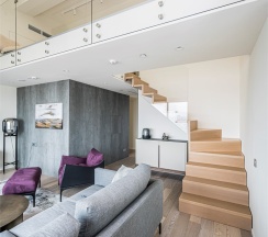 Двухуровневые апартаменты с 3 спальнями Премиум в Intermark Residence