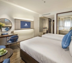 Номер Premier в Canvas Danang Beach Hotel