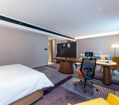 Двухместный Hampton Suite (двуспальная кровать) в Hampton by Hilton Guangzhou Jinshazhou
