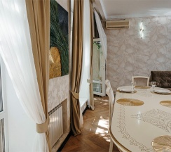 Апартаменты La Rose с джакузи 6-ти местные в Villa Fler