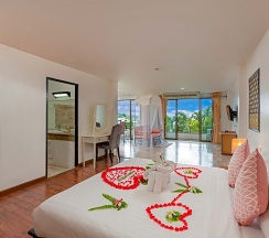 Номер Standard Пентхаус в Club Bamboo Boutique Patong Beach Resort