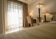 Студия с балконом в Hope Land Hotel Sukhumvit 24