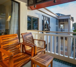 Двухместный номер Deluxe с балконом двуспальная кровать в Karon Princess Hotel