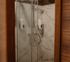 Comfort Twin Bedrooom в Skyada hotel